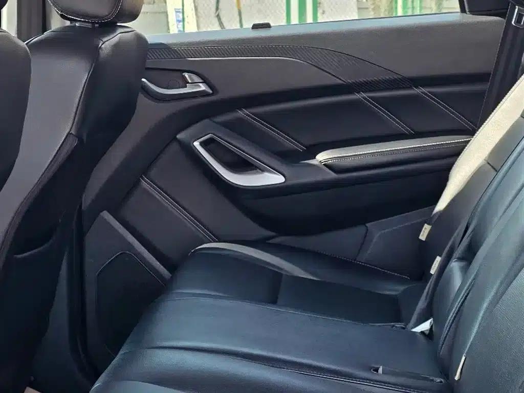Yusheng S350 2016 2.0T Automatic 4WD Gasoline Luxury 5-Seater — миниатюра 7