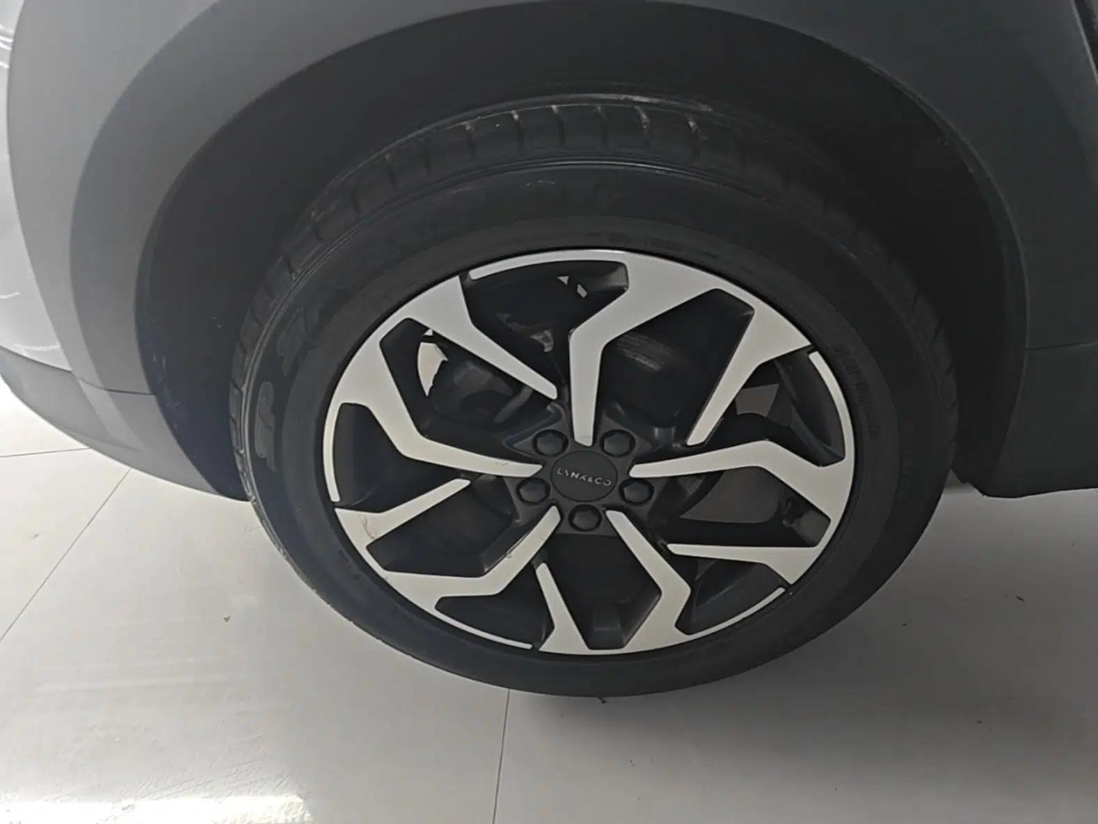 Lynk & Co 02 2018 1.5T DCT Two-Wheel Drive Sporty Version China V Standard — миниатюра 10