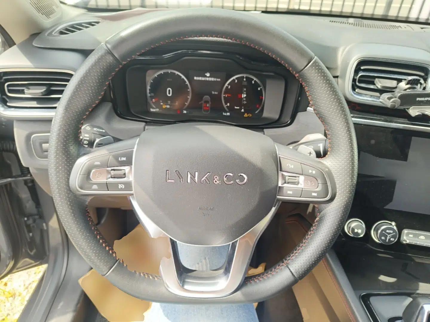 Lynk & Co 02 2020 1.5T DCT Two-Wheel Drive Pro Edition — миниатюра 13