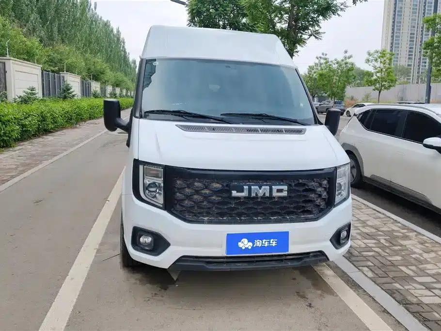 Jiangling Fushun 2022 2.0T Manual Multi-functional Passenger Vehicle, Short Wheelbase, Medium-High Roof, 6 Seats — миниатюра 2