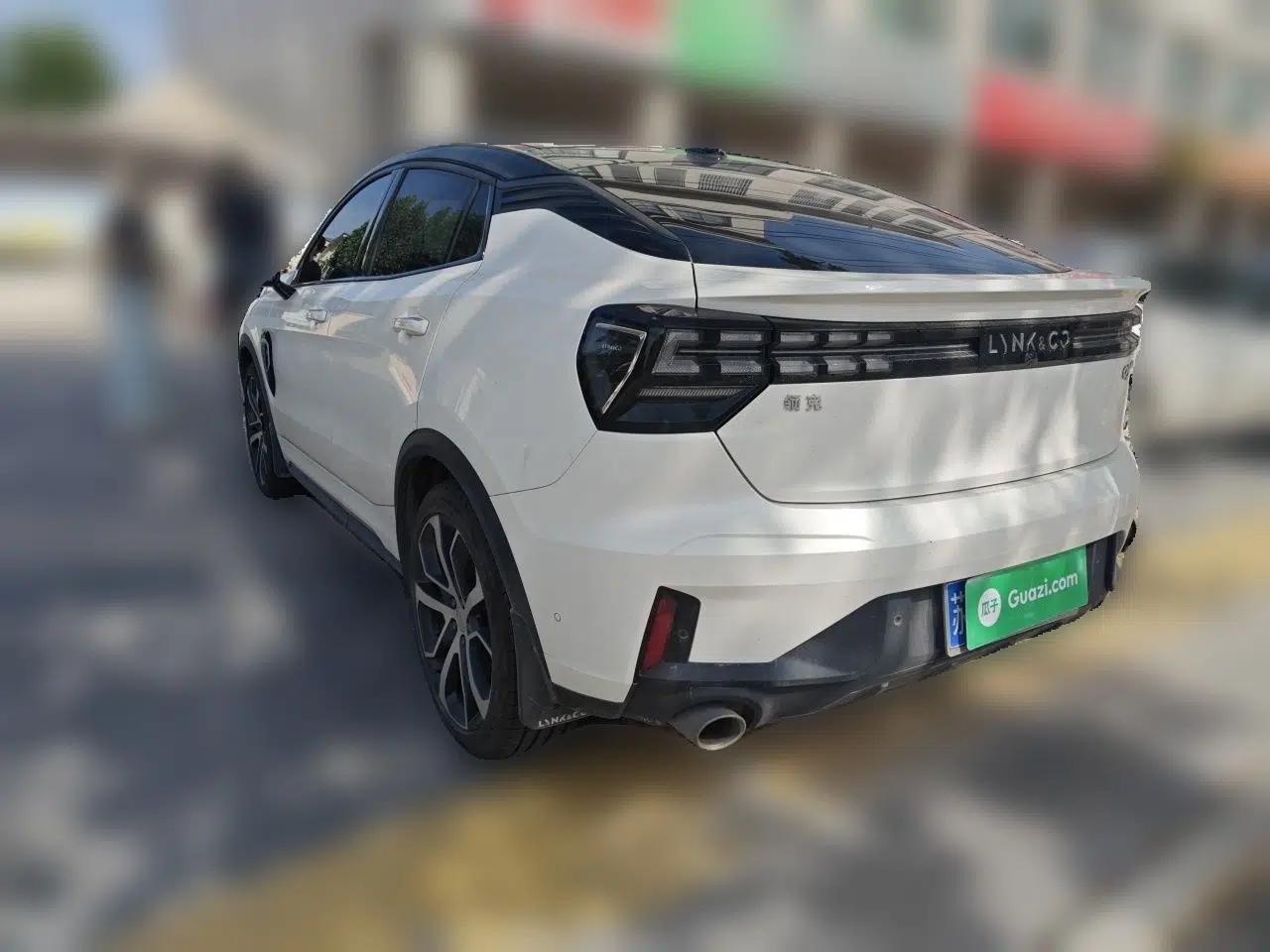 Lynk & Co 05 2020 2.0TD Four-Wheel Drive HypeHalo — миниатюра 4