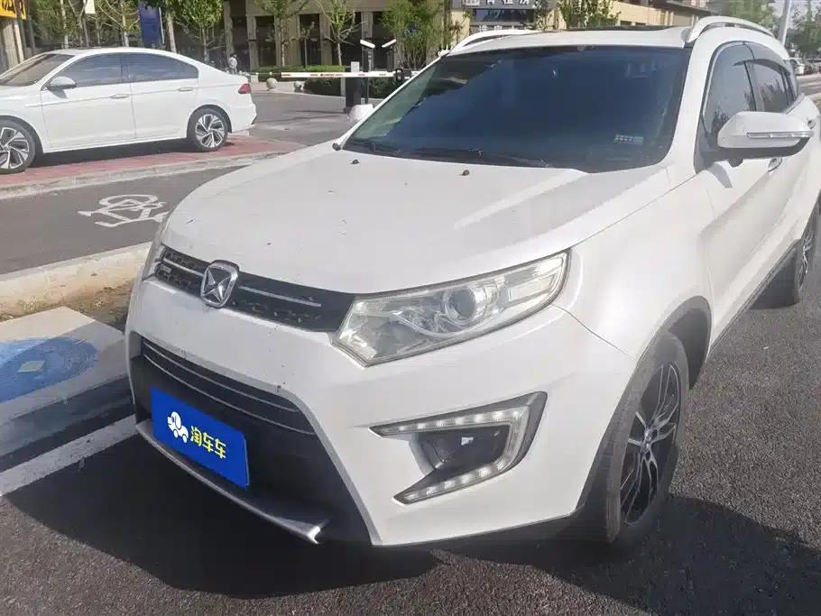 Yusheng S330 2016 1.5L GTDi Automatic 2WD Premium Edition — миниатюра 1