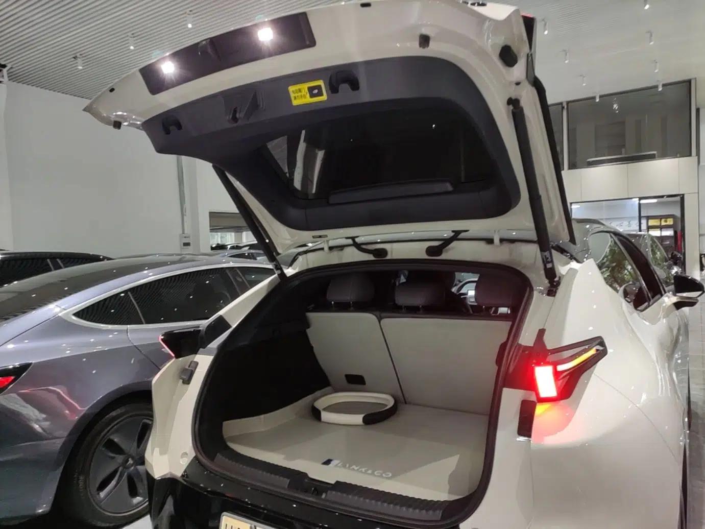 Lynk & Co Z20 2025 530 km Range Rear-Wheel Drive Pro — миниатюра 22