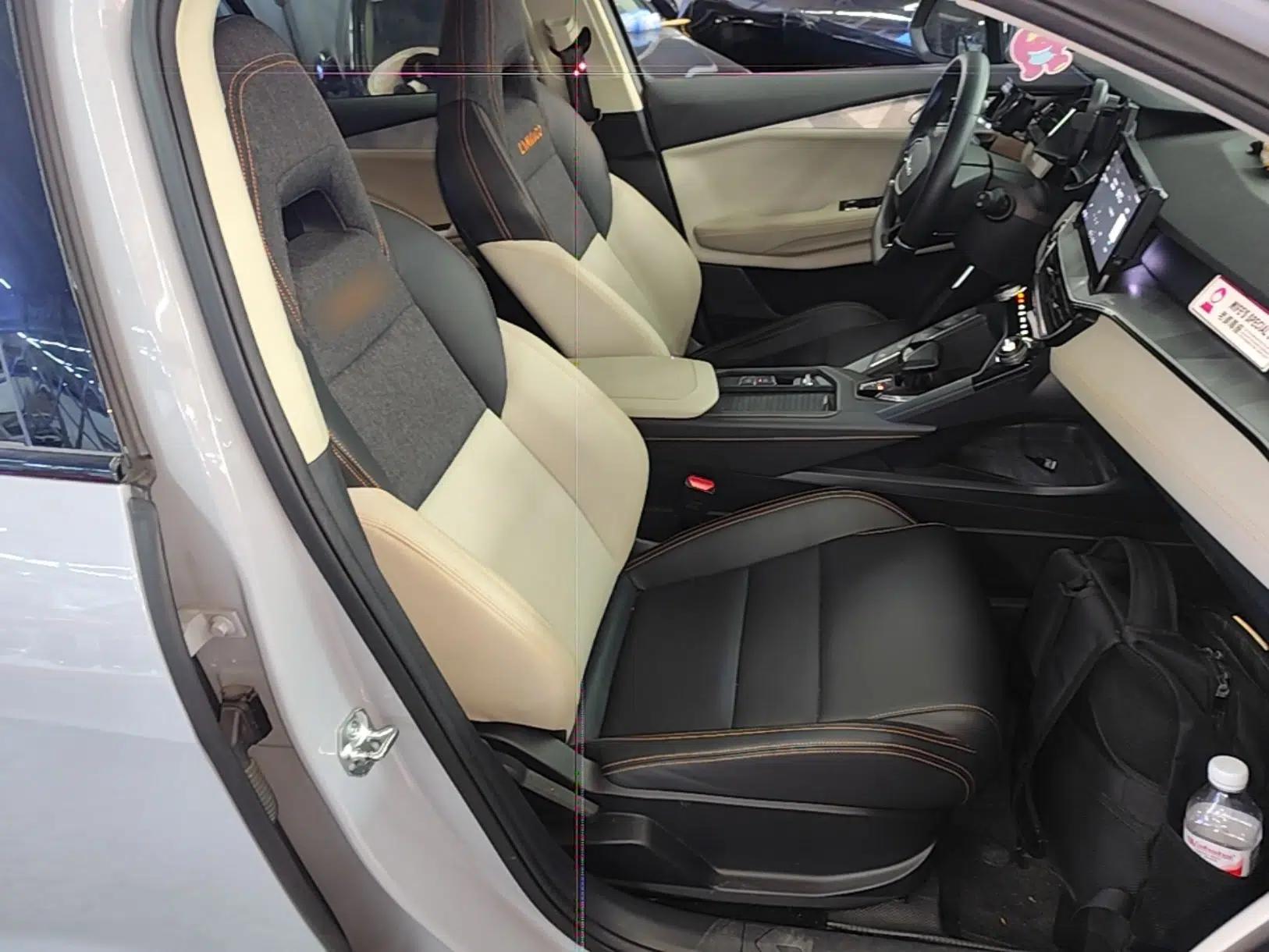 Lynk & Co 06 EM-P 2022 PHEV 84 km Range Pro Version — миниатюра 23