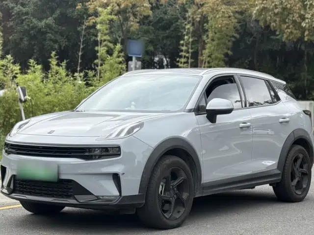 Lynk & Co 06 EM-P 2022 PHEV 84 km Range Pro Version