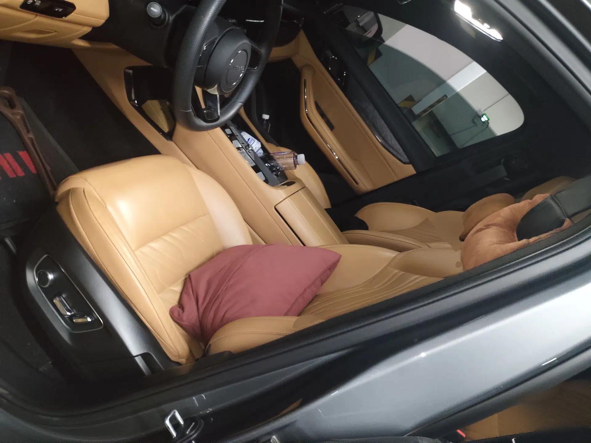 Lynk & Co 09 2021 2.0T Halo Six-Seater — миниатюра 16