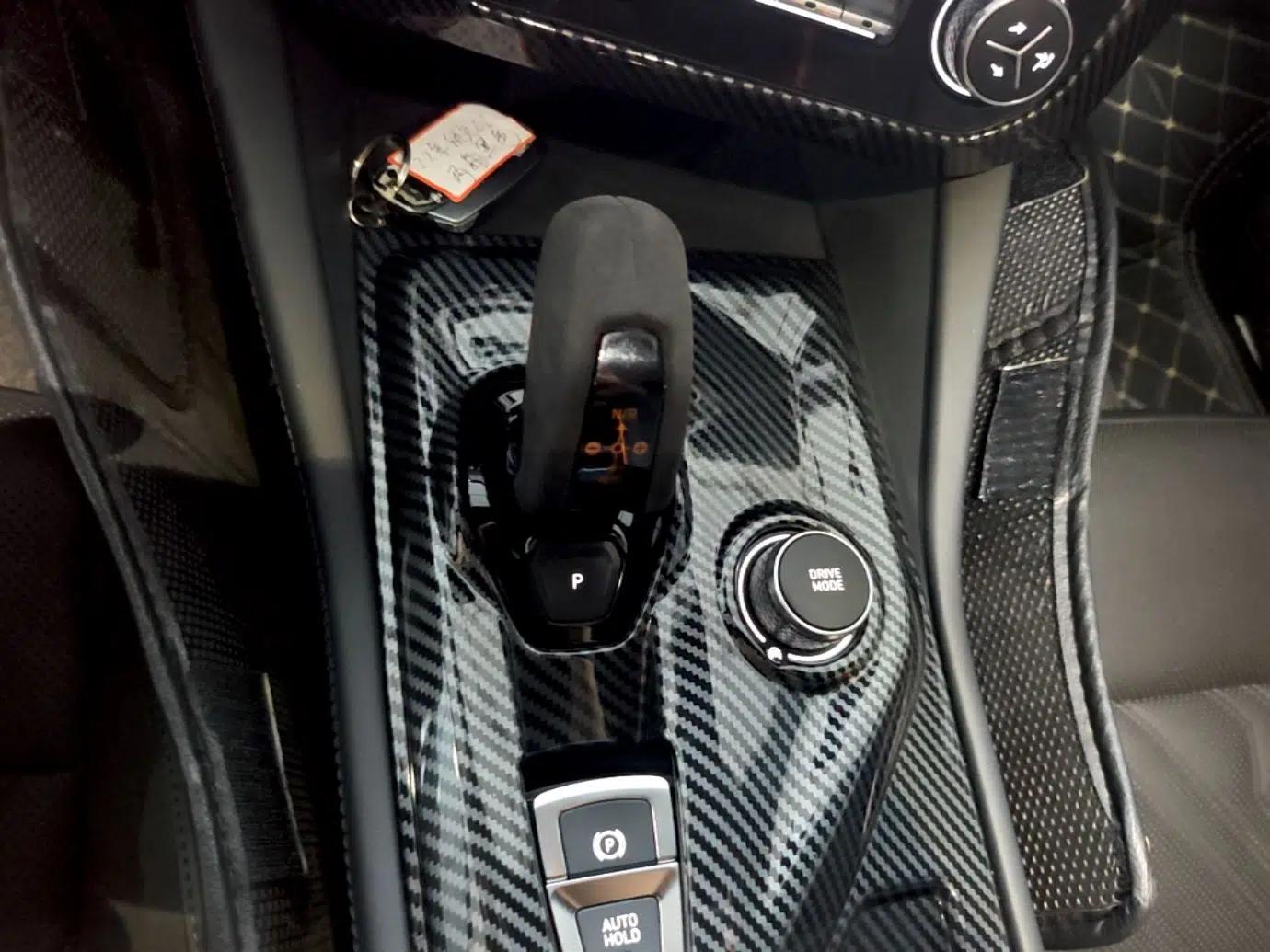 Lynk & Co 02 Hatchback 2021 2.0TD Halo Driving Control Kit Edition — миниатюра 17