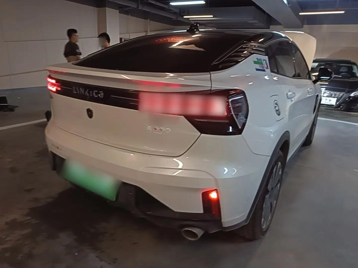 Lynk & Co 05 EM-P 2021 1.5TD PHEV HALO — миниатюра 6