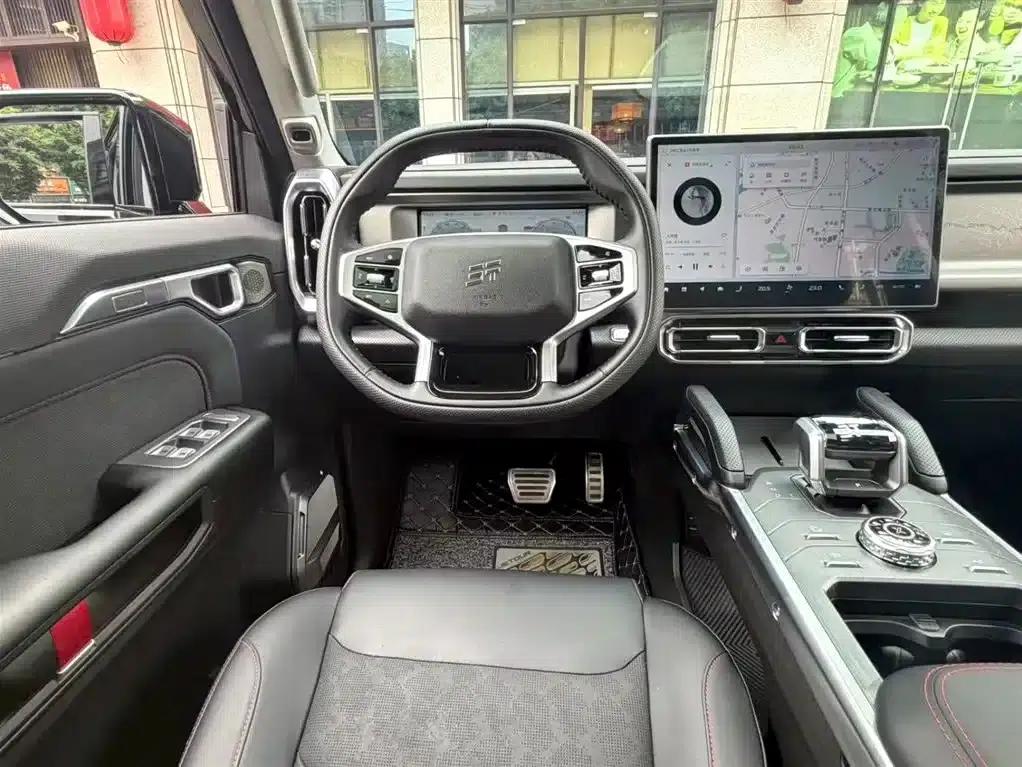 Jetour Traveler 2025 2.0TD XWD Automatic Conqueror Extended Version 7-Seater — миниатюра 13