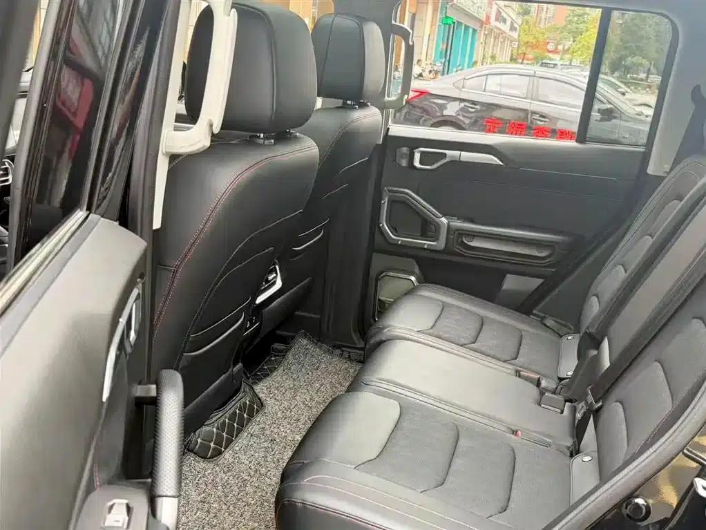 Jetour Traveler 2025 2.0TD XWD Automatic Conqueror Extended Version 7-Seater — миниатюра 10