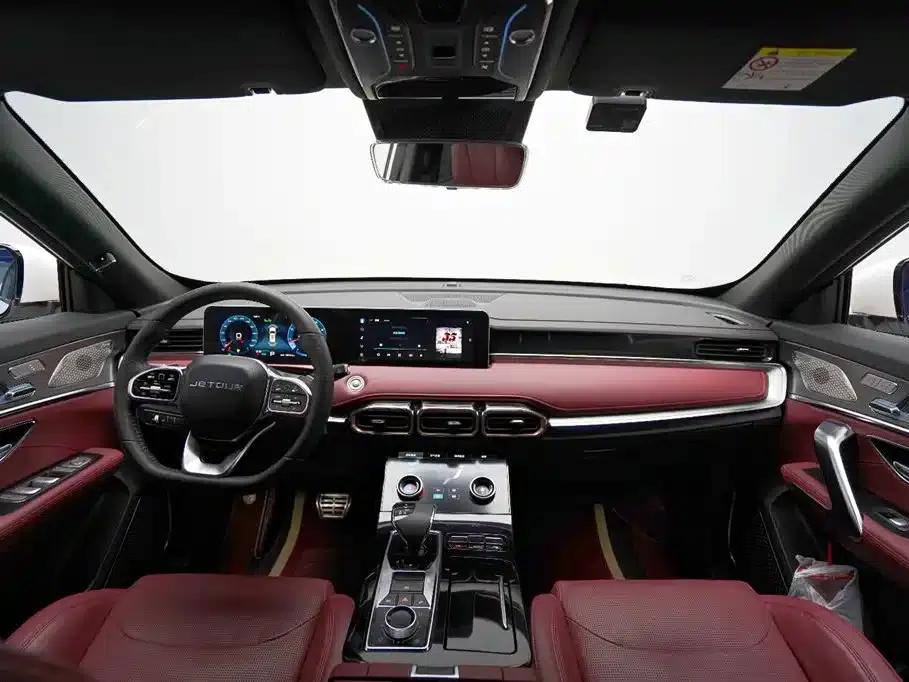 Jetour X70 PLUS 2021 Facelift 1.6T DCT 5-Seater — миниатюра 12