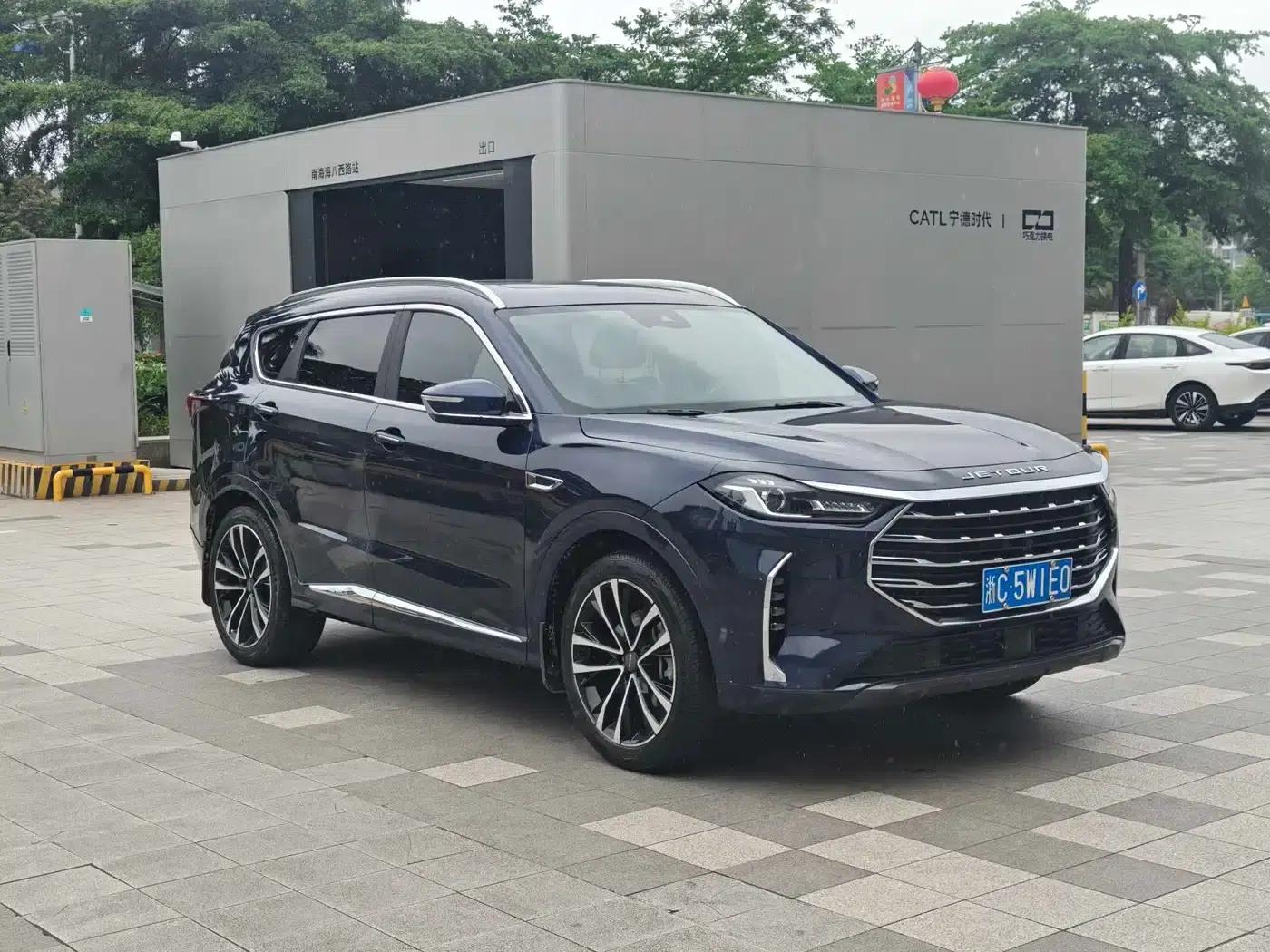 Jetour X70 PLUS 2021 1.6T DCT 7-seater — миниатюра 17
