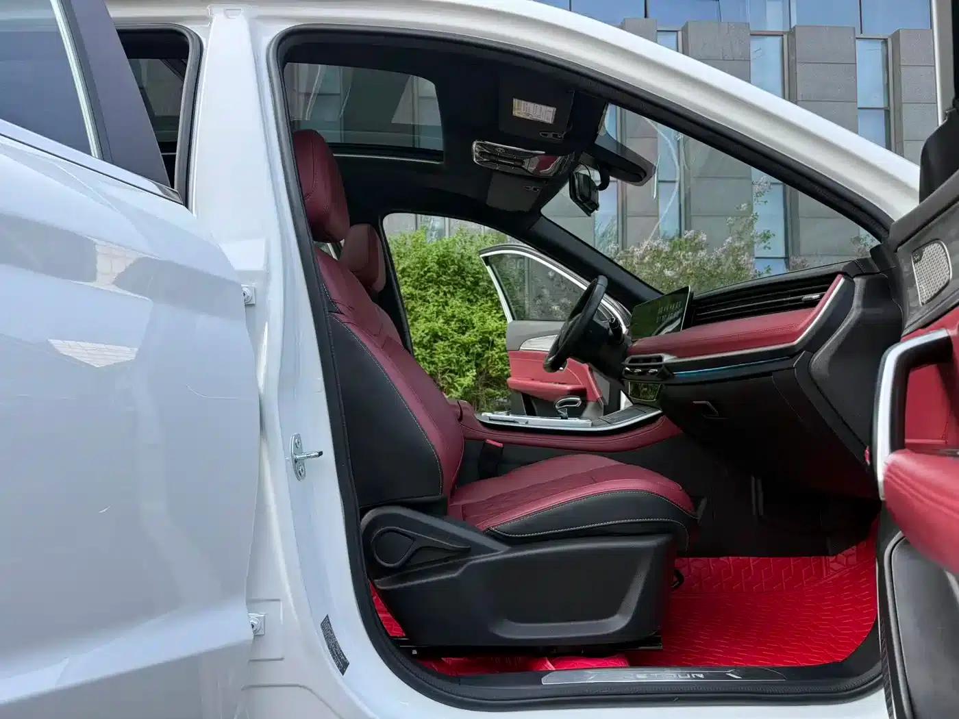 Jetour X70 PLUS 2023 1.5T DCT Warrior PLUS 7-seater — миниатюра 16
