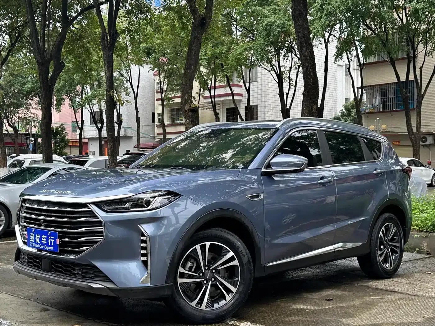 Jetour X70 PLUS 2021 1.5T Manual 5-Seater — миниатюра 1