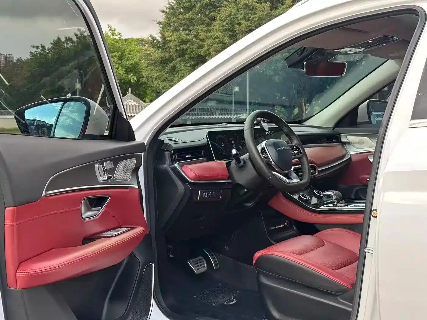 Jetour X70 PLUS 2021 1.6T DCT 5-seater — миниатюра 4