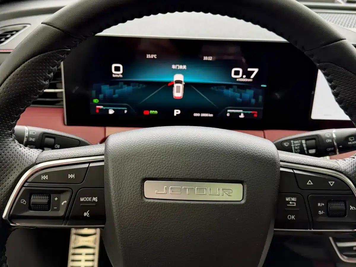 Jetour X70 PLUS 2023 1.5T DCT Warrior PLUS 5-seater — миниатюра 7