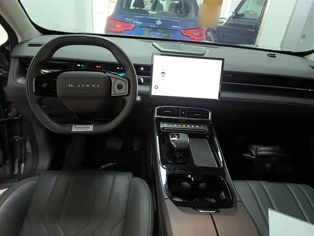 Jetour Dasheng 2025 1.5T DCT Luxury Edition — миниатюра 10