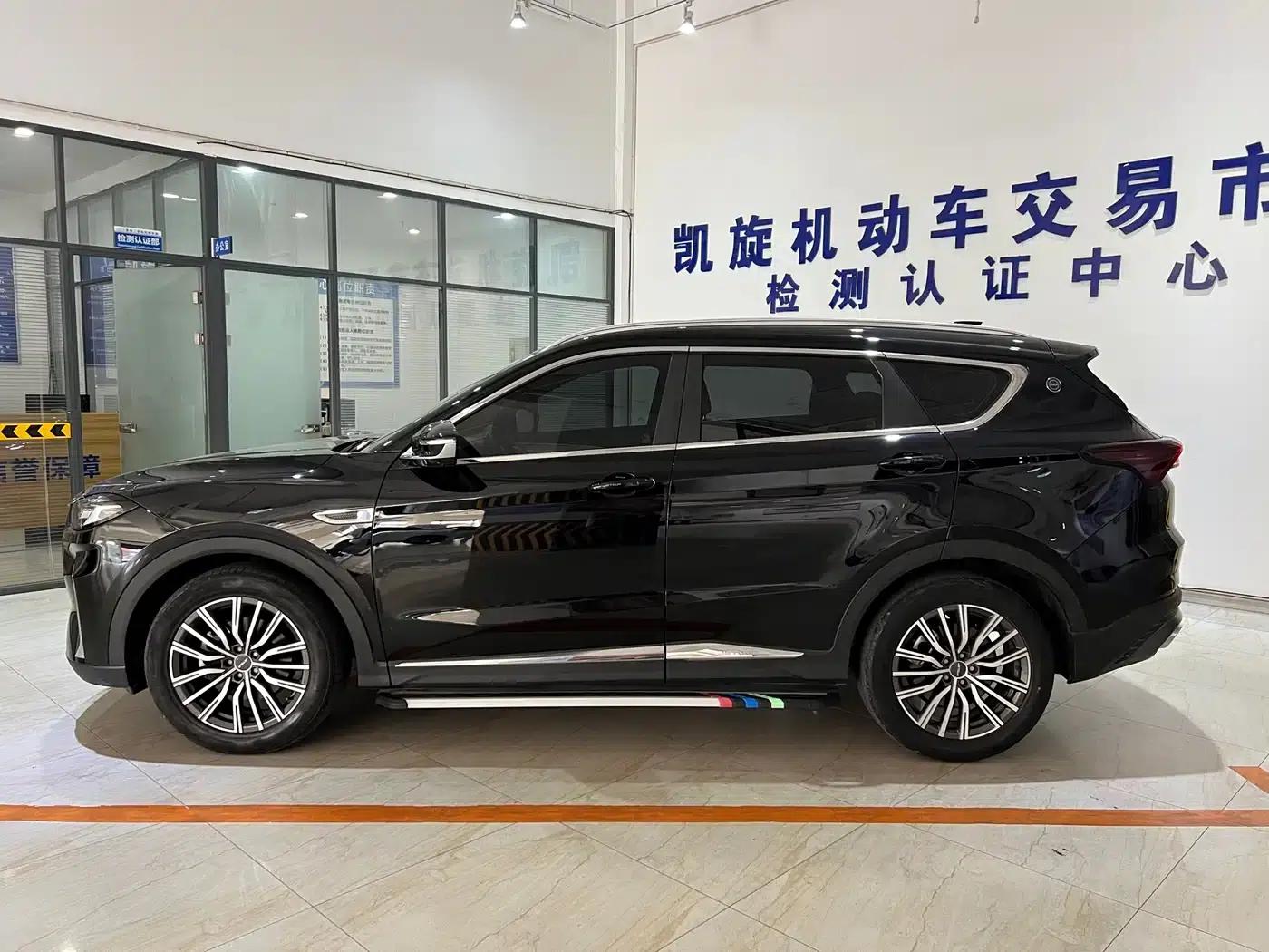 Jetour X70 PRO 2023 1.5T DCT Comfort Edition 7-seater — миниатюра 7