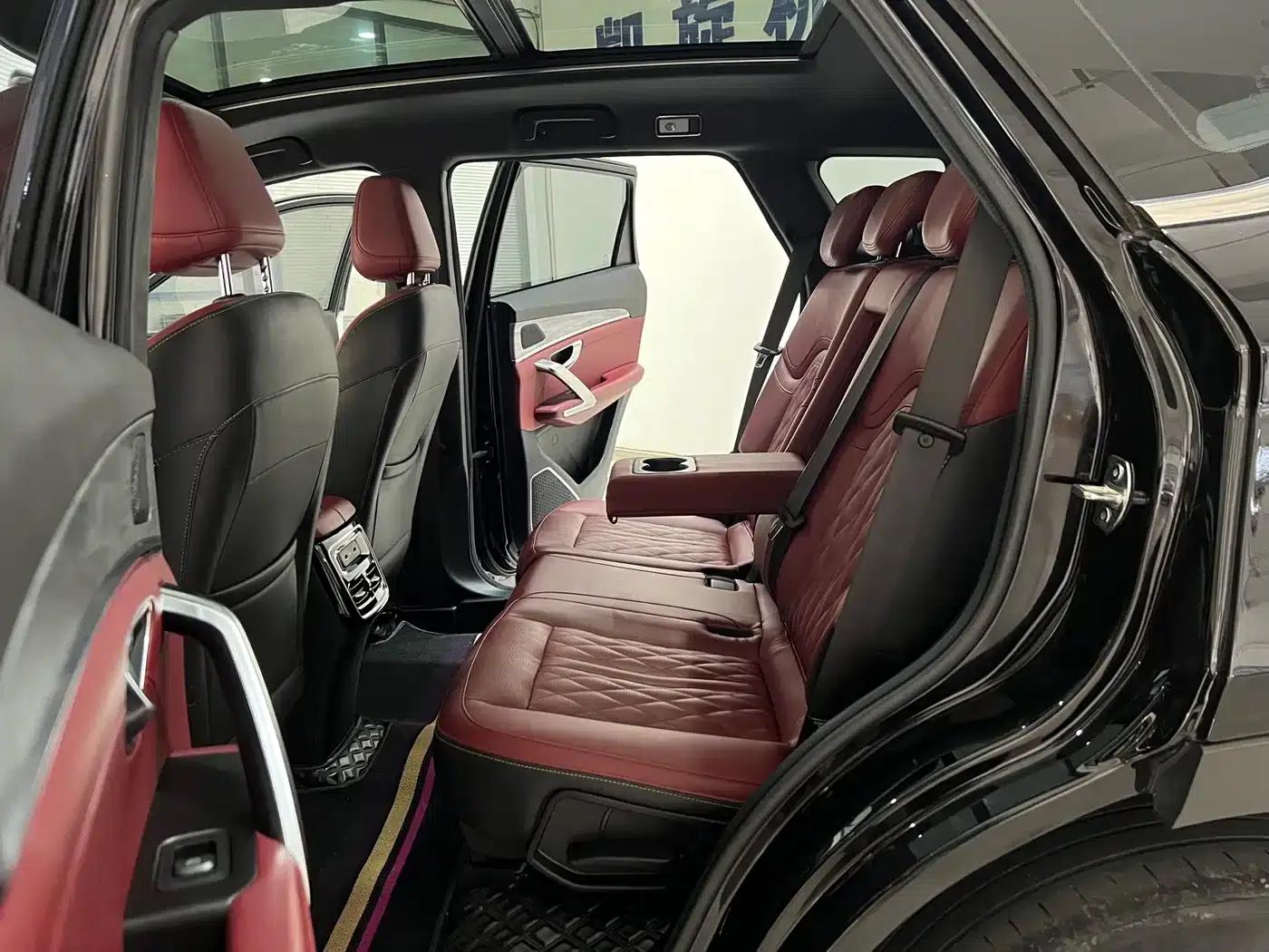 Jetour X70 PRO 2023 1.5T DCT Comfort Edition 7-seater — миниатюра 9