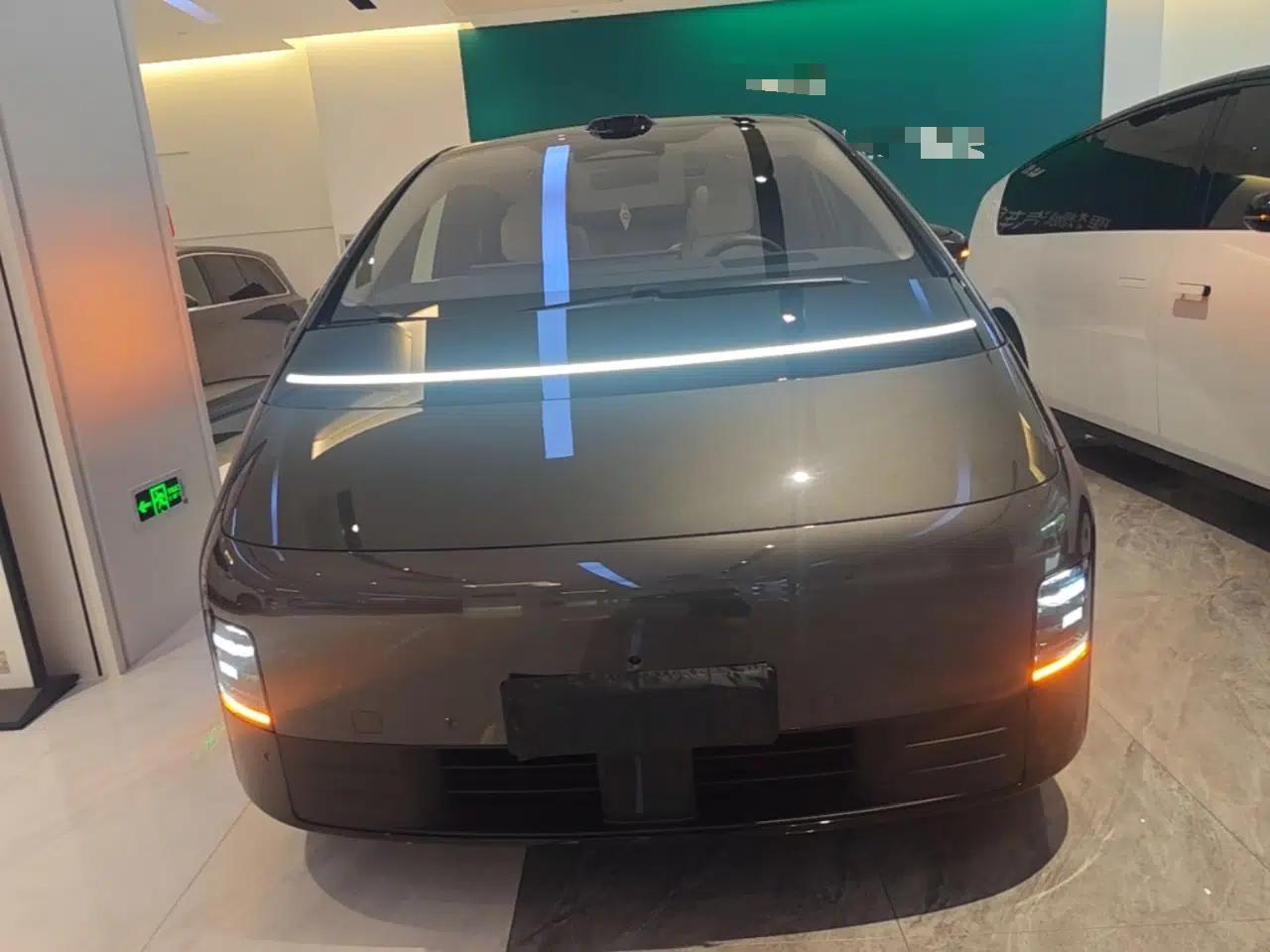 Li Auto MEGA 2025 Ultra Smart Refreshed Edition — миниатюра 2