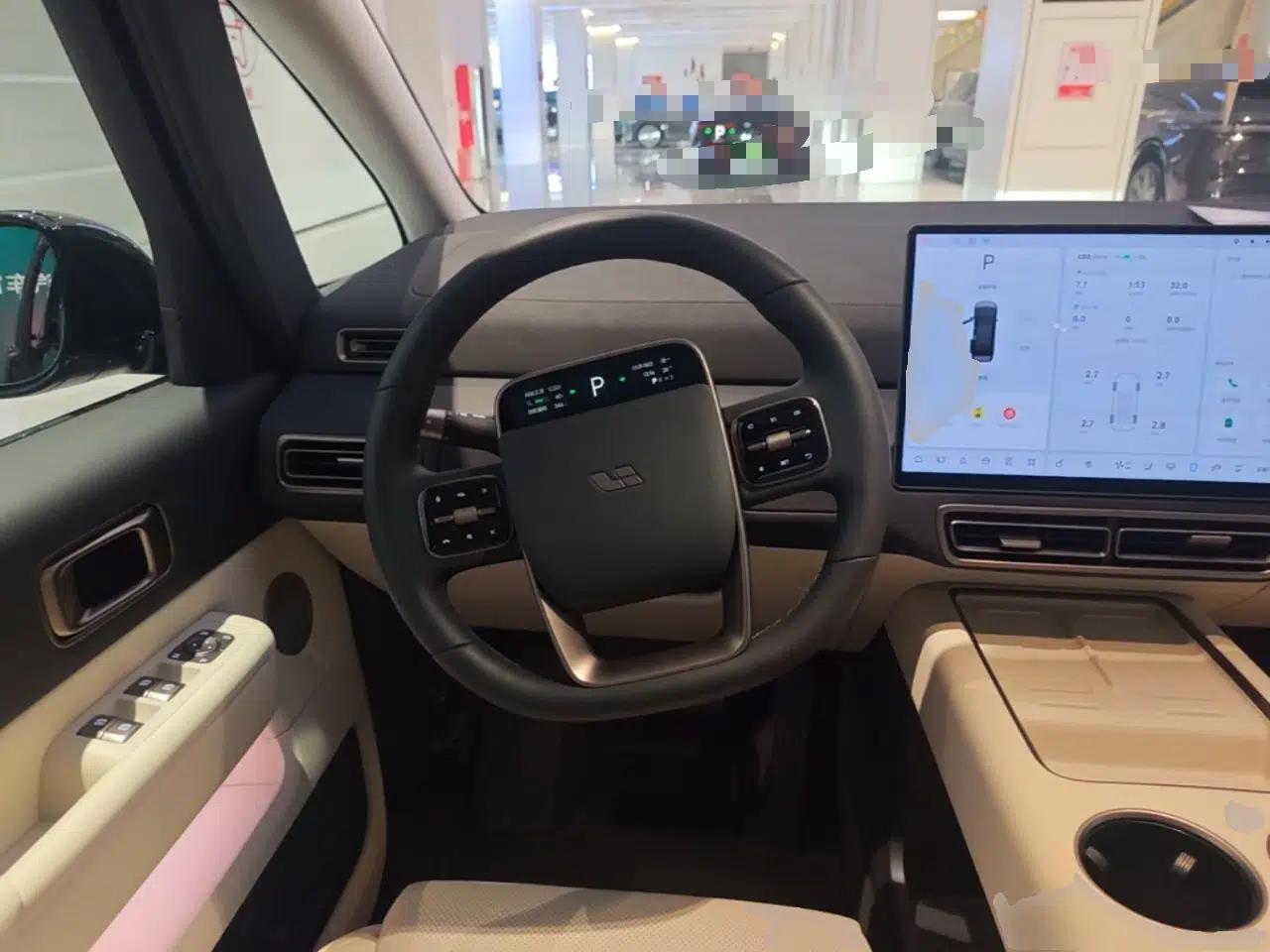 Li Auto MEGA 2025 Ultra Smart Refreshed Edition — миниатюра 14