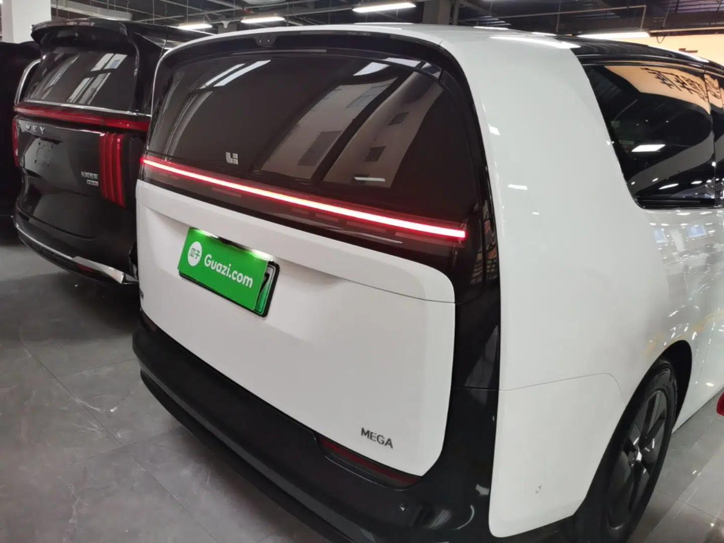 Li Auto MEGA 2024 Ultra Model — миниатюра 5