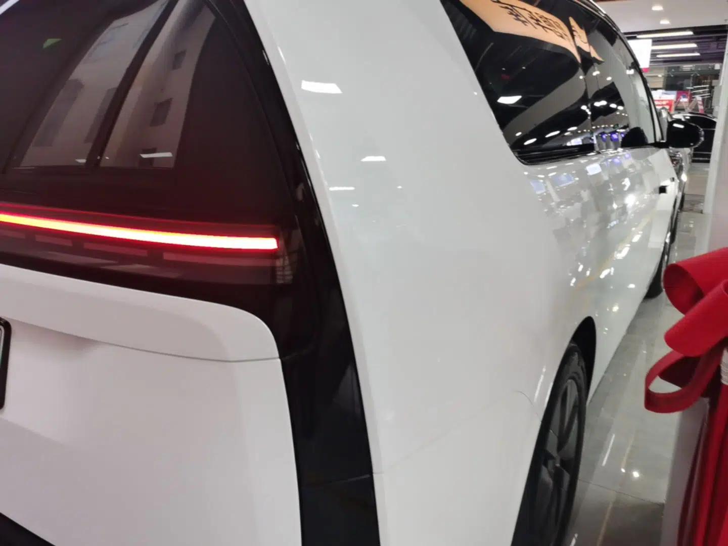 Li Auto MEGA 2024 Ultra Model — миниатюра 7