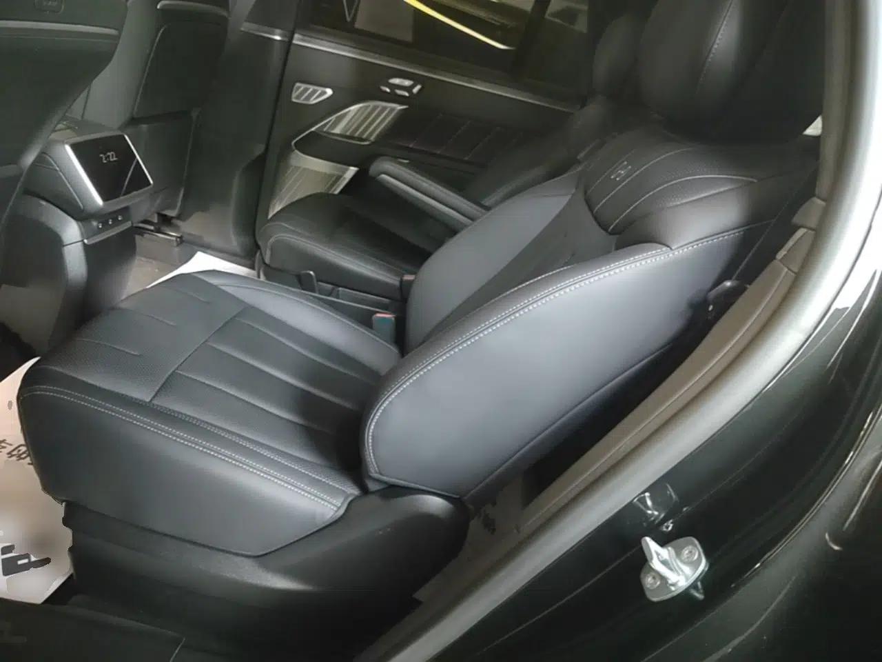 ONVO Luxeed L90 2025 Model—Ultra Six-Seater Version — миниатюра 20
