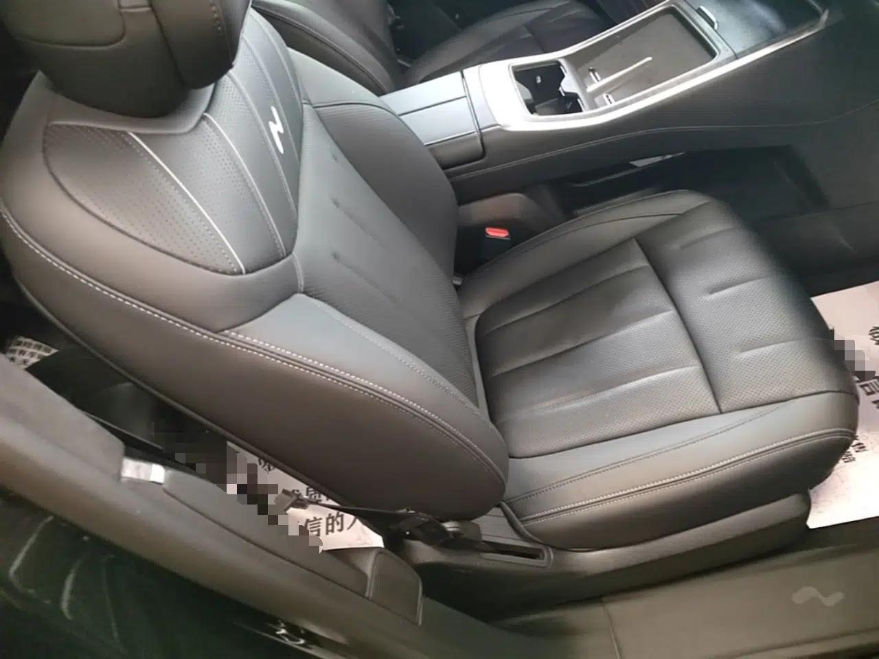 ONVO Luxeed L90 2025 Model—Ultra Six-Seater Version — миниатюра 23