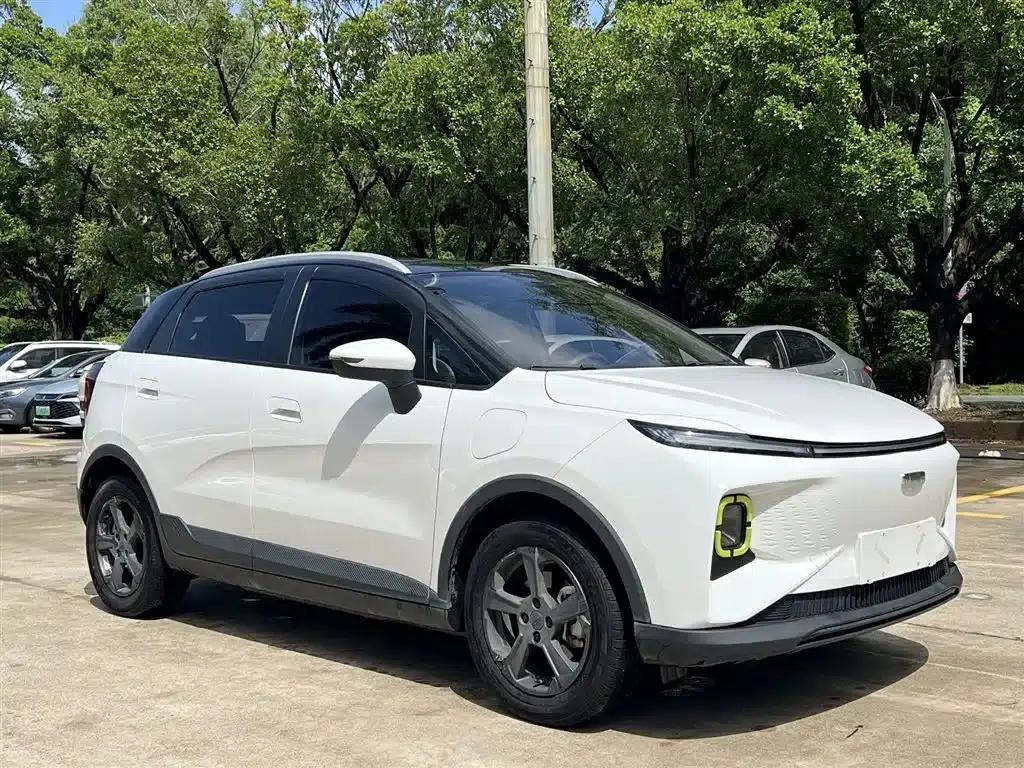Geely Geometry E Firefly 2022 Model 401KM Linglong Tiger 4-Seater — миниатюра 3