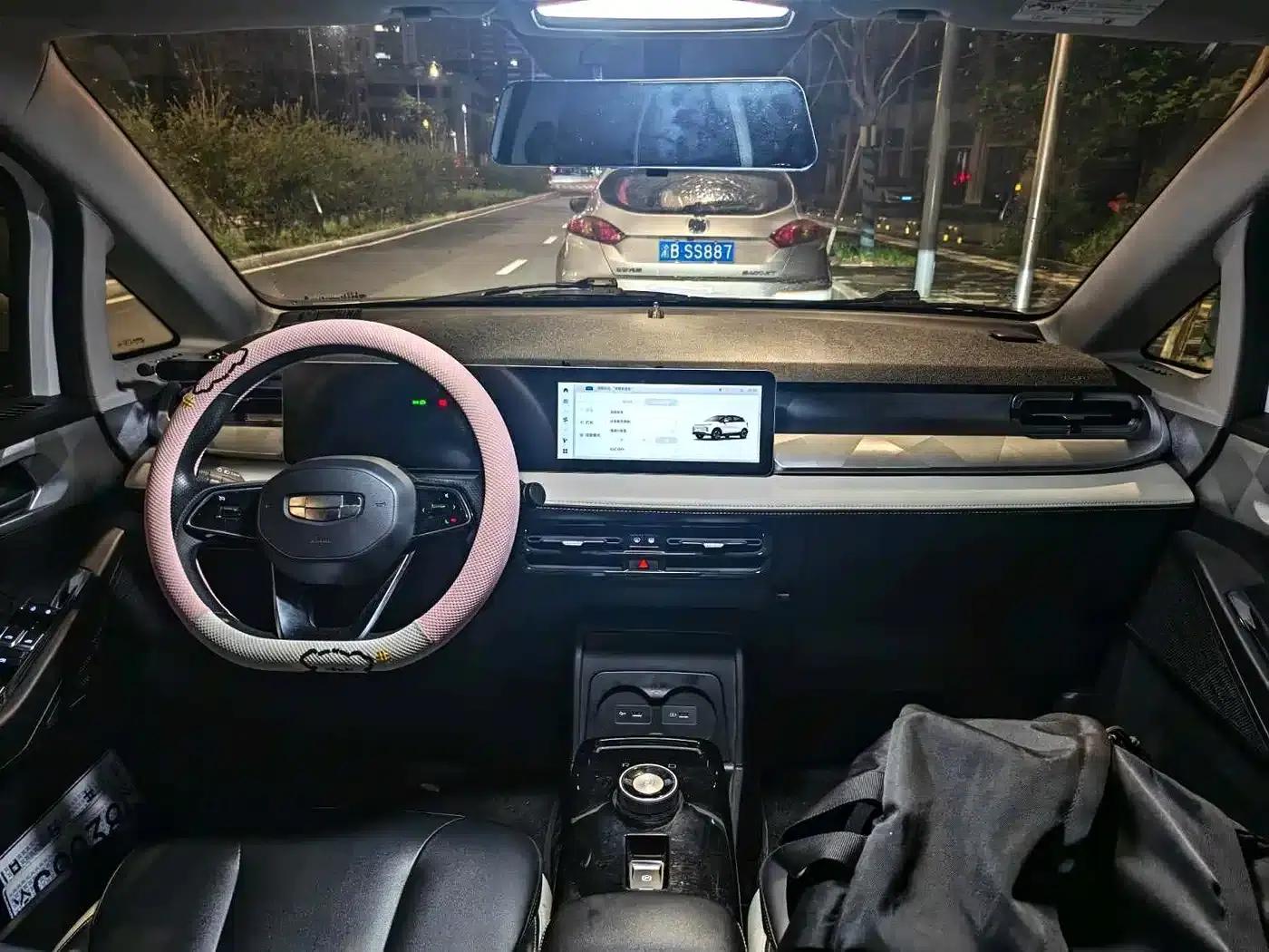 Geely Geometry E Firefly 2023 Model 401KM Linglong Tiger 5-Seater — миниатюра 7
