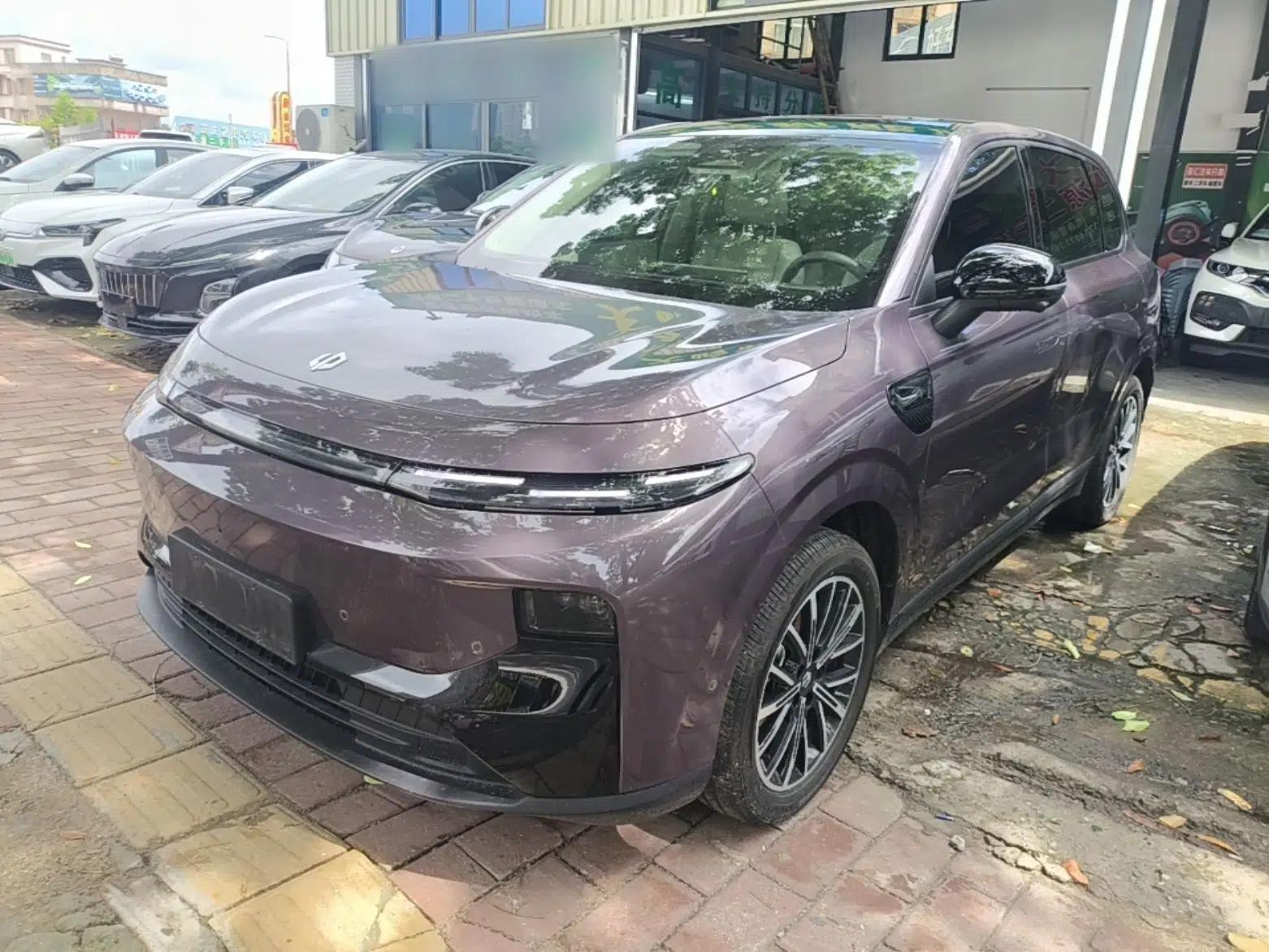 Leapmotor B10 2025 510 Joyful Edition — миниатюра 1