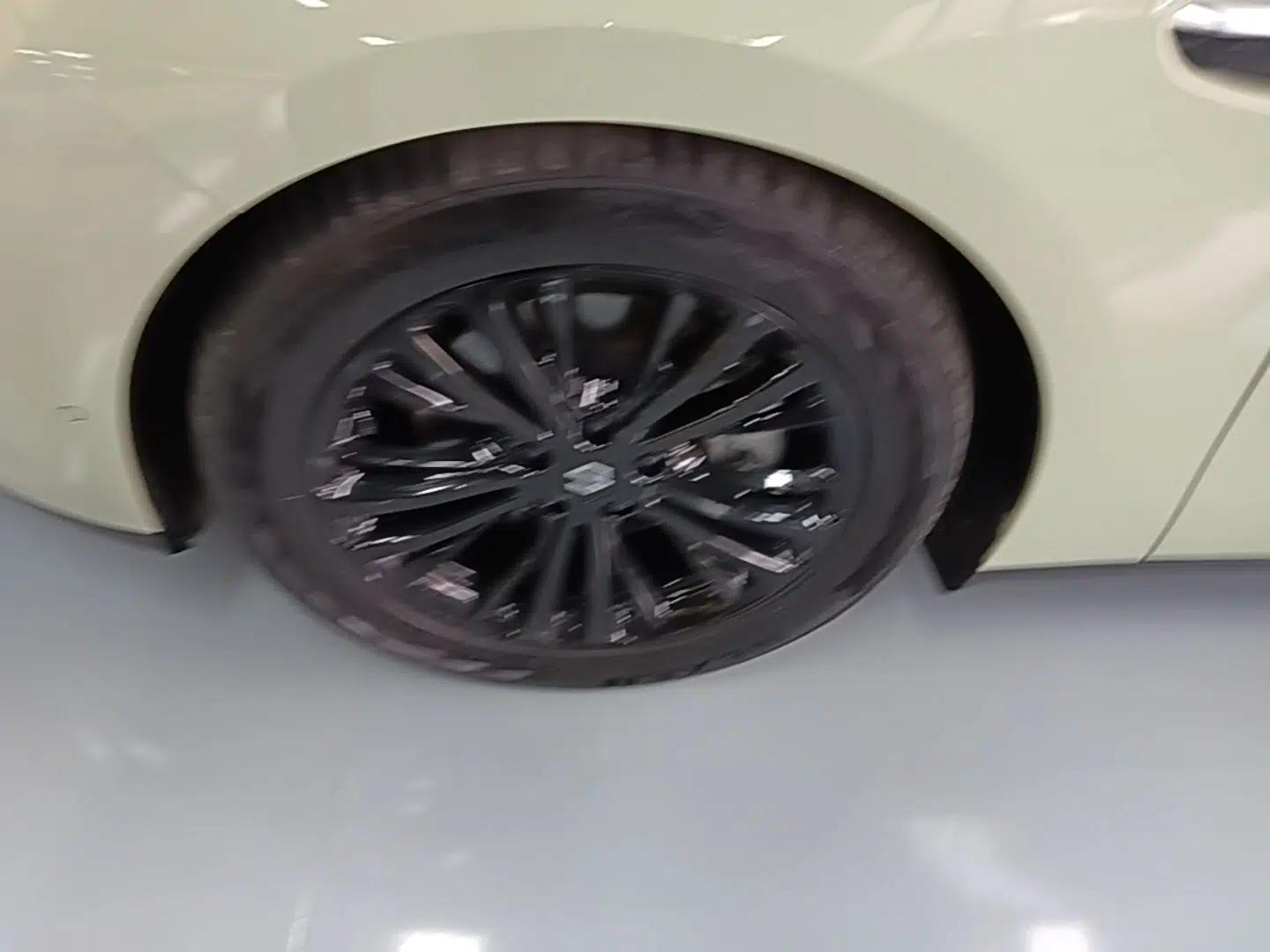 Leapmotor C01 2022 Rear-Drive Long-Range Version — миниатюра 9