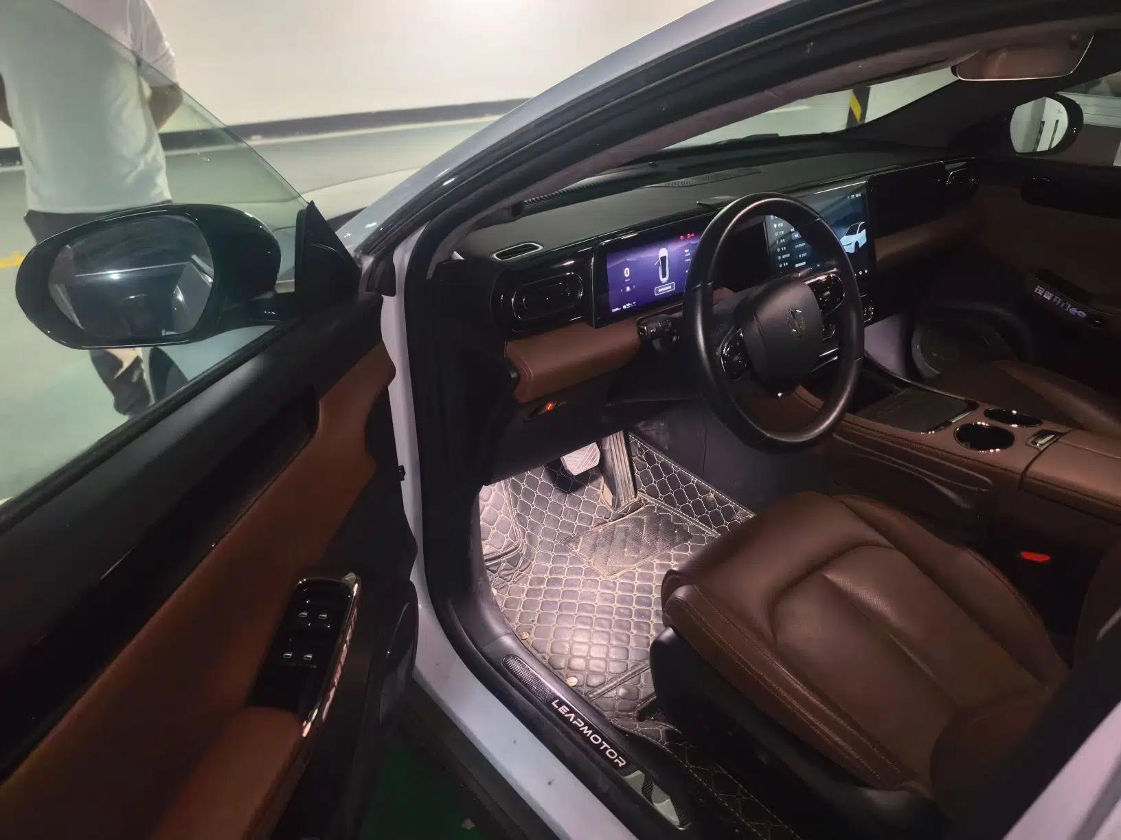 Leapmotor C01 2023 606 Smart Edition — миниатюра 17