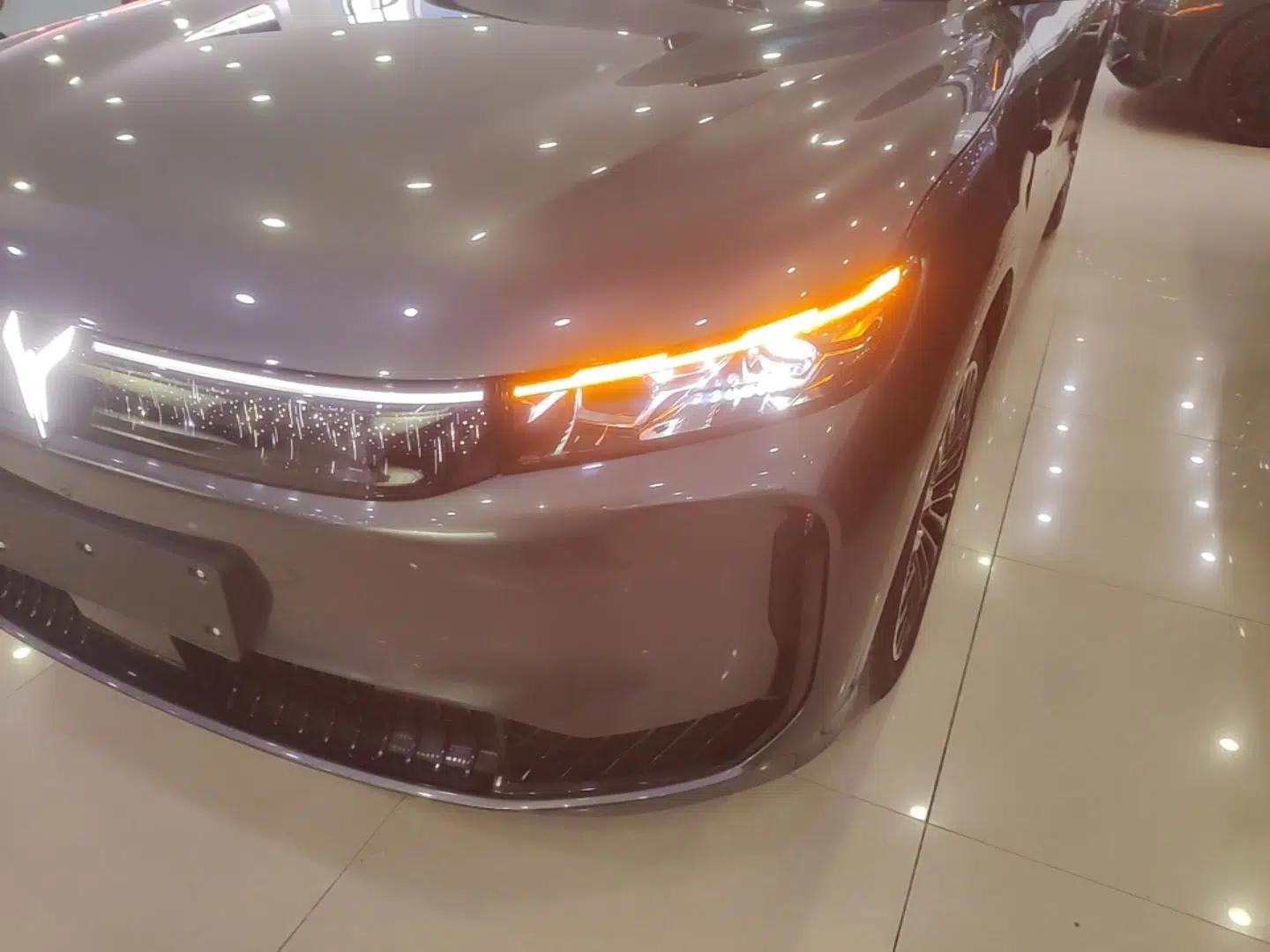 VOYAH FREE 2025 Model FREE+ Rear-Drive Qiankun Edition — миниатюра 9
