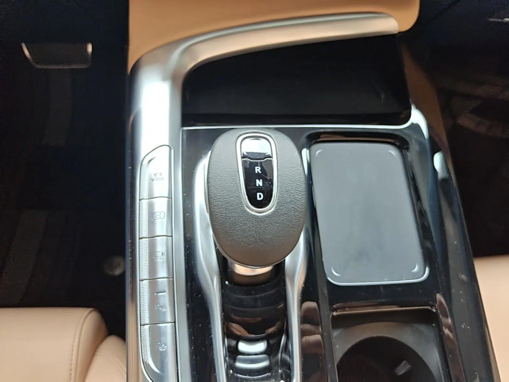 VOYAH FREE 2021 Four-Wheel Drive Standard Range-Extended Exclusive Luxury Package — миниатюра 17