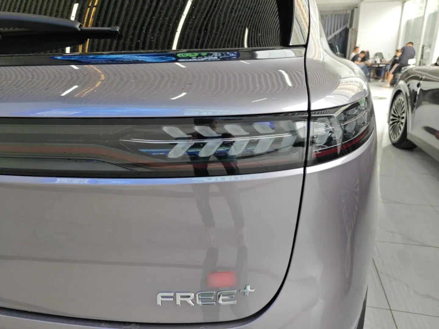 VOYAH FREE 2025 Model FREE+ Rear-Drive Qiankun Edition — миниатюра 7