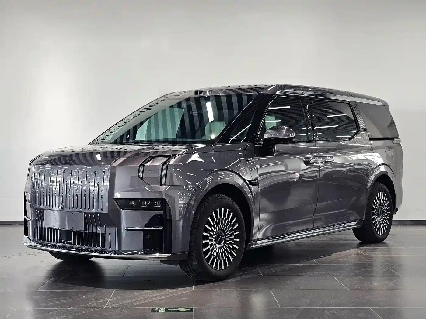 Extreme Krypton 009 2024 Model 7-Seat Aisle Edition 4WD 108kWh — миниатюра 1