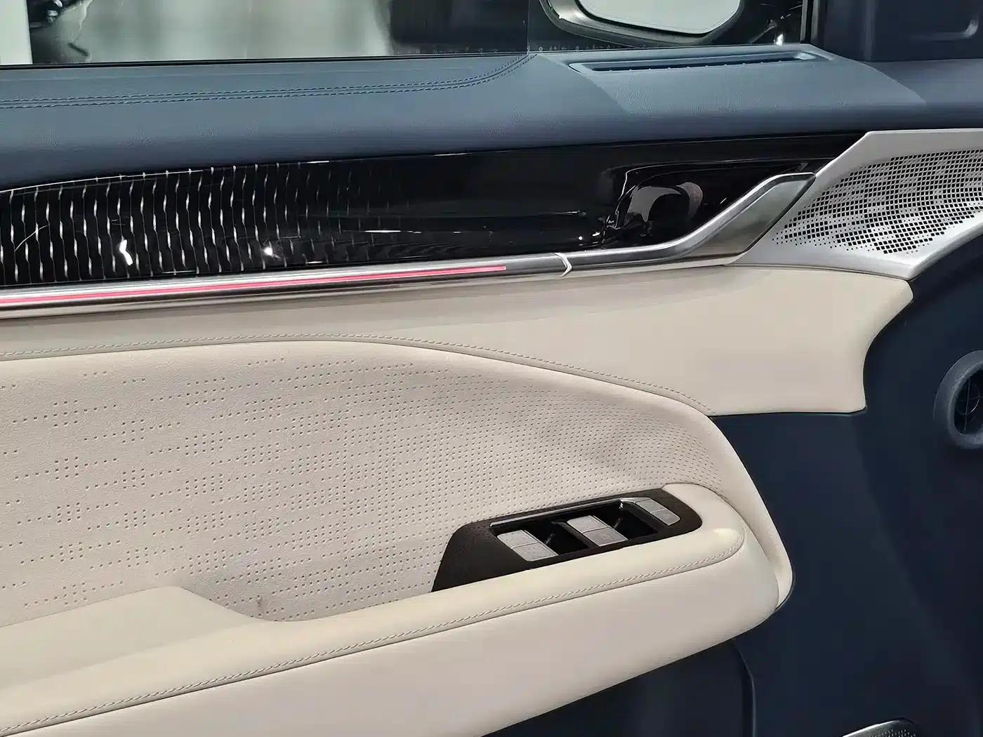 Extreme Krypton 009 2024 Model 7-Seat Aisle Edition 4WD 108kWh — миниатюра 11
