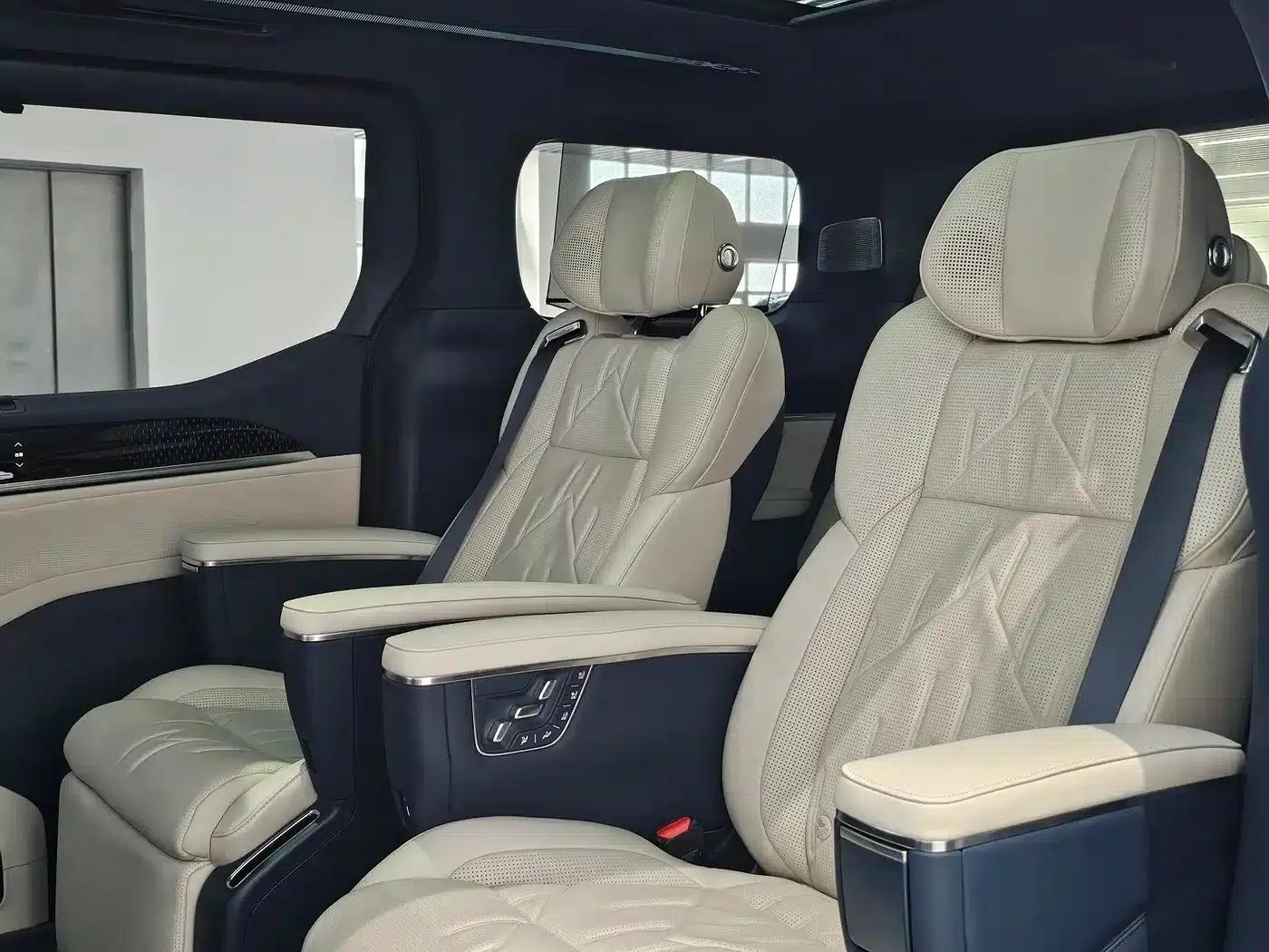 Extreme Krypton 009 2024 Model 7-Seat Aisle Edition 4WD 108kWh — миниатюра 15