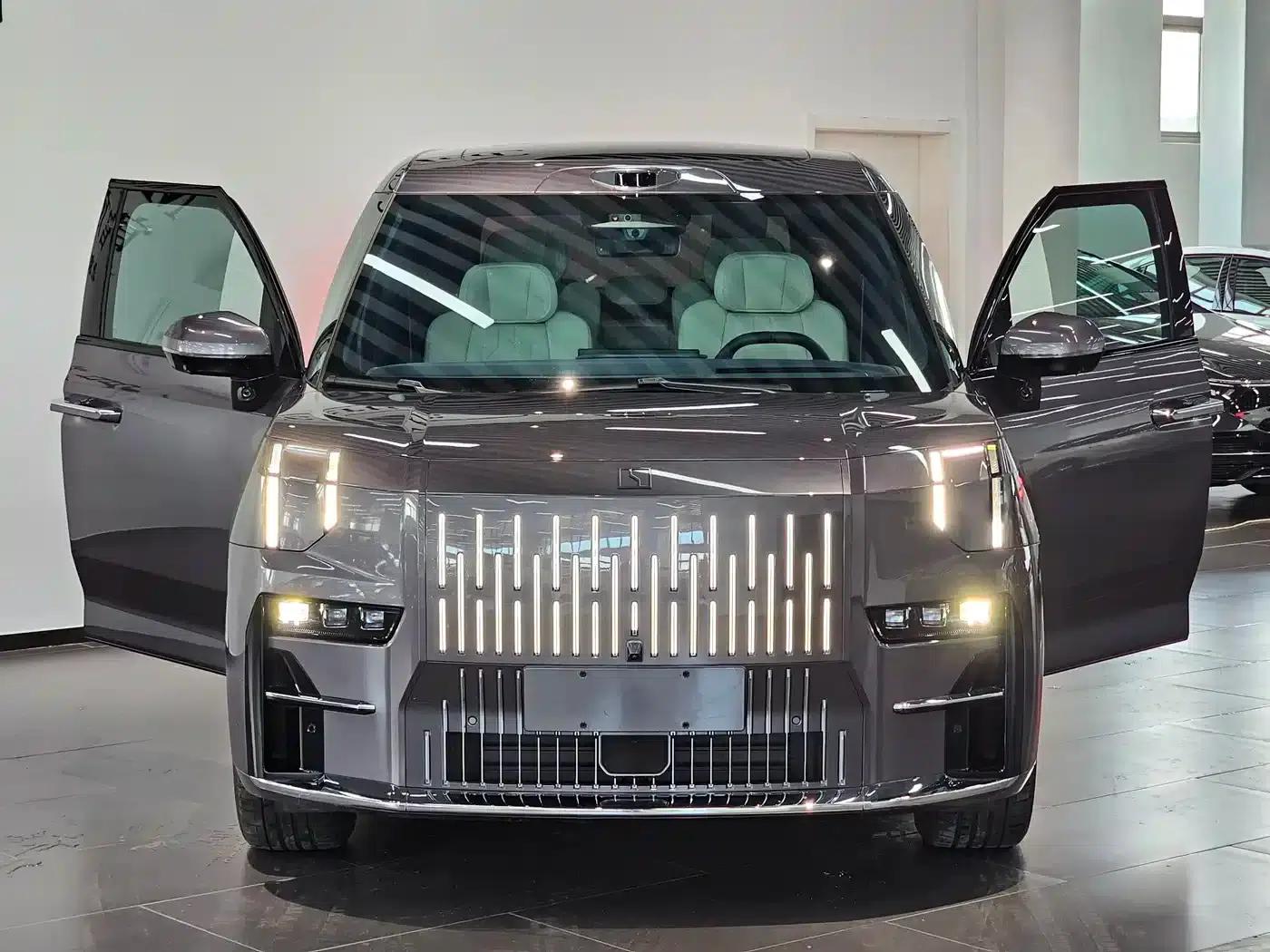 Extreme Krypton 009 2024 Model 7-Seat Aisle Edition 4WD 108kWh — миниатюра 4
