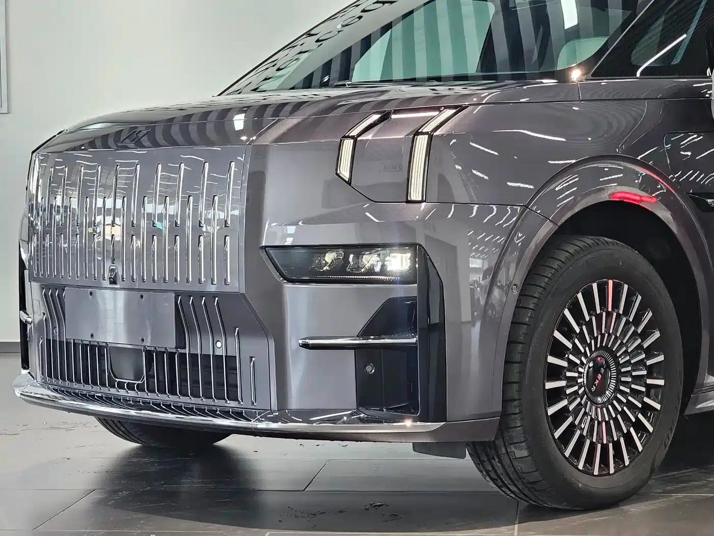 Extreme Krypton 009 2024 Model 7-Seat Aisle Edition 4WD 108kWh — миниатюра 5