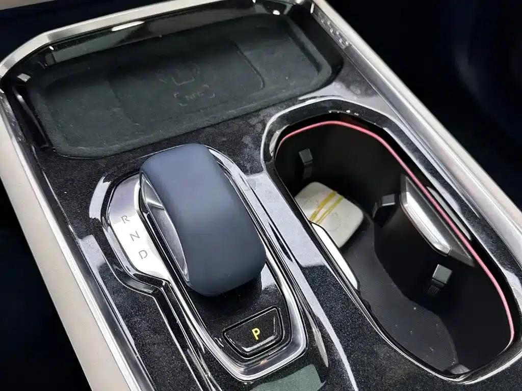 Extreme Krypton 009 2024 Model 7-Seat Aisle Edition 4WD 108kWh — миниатюра 17