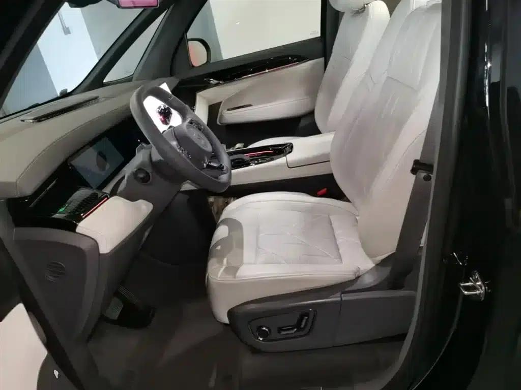 Extreme Krypton 009 2024 Model 7-Seat Aisle Edition 4WD 108kWh — миниатюра 15