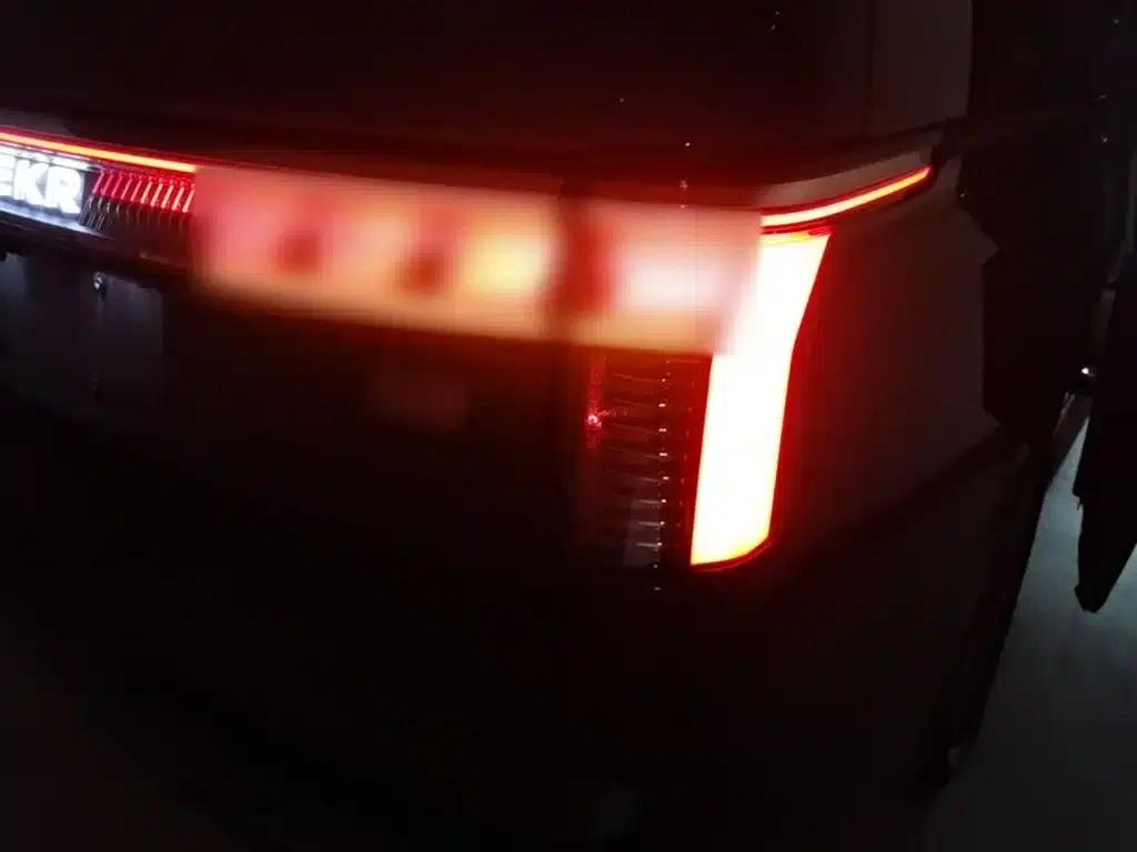 Extreme Krypton 009 2024 Model 7-Seat Aisle Edition 4WD 108kWh — миниатюра 8