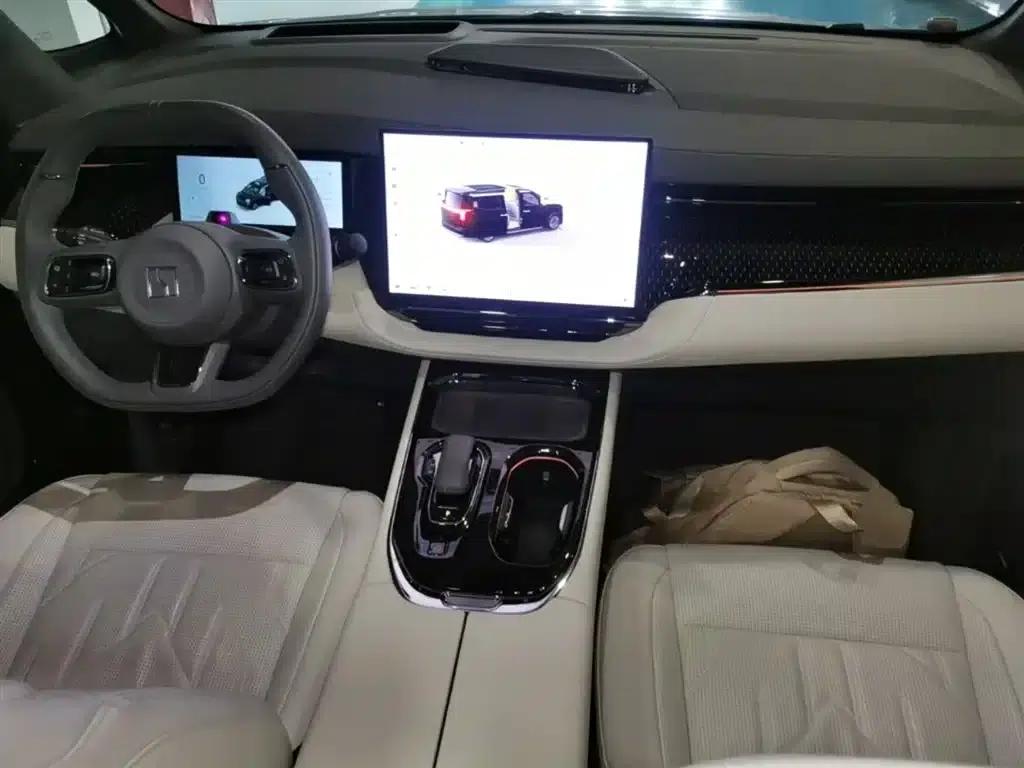 Extreme Krypton 009 2024 Model 7-Seat Aisle Edition 4WD 108kWh — миниатюра 10