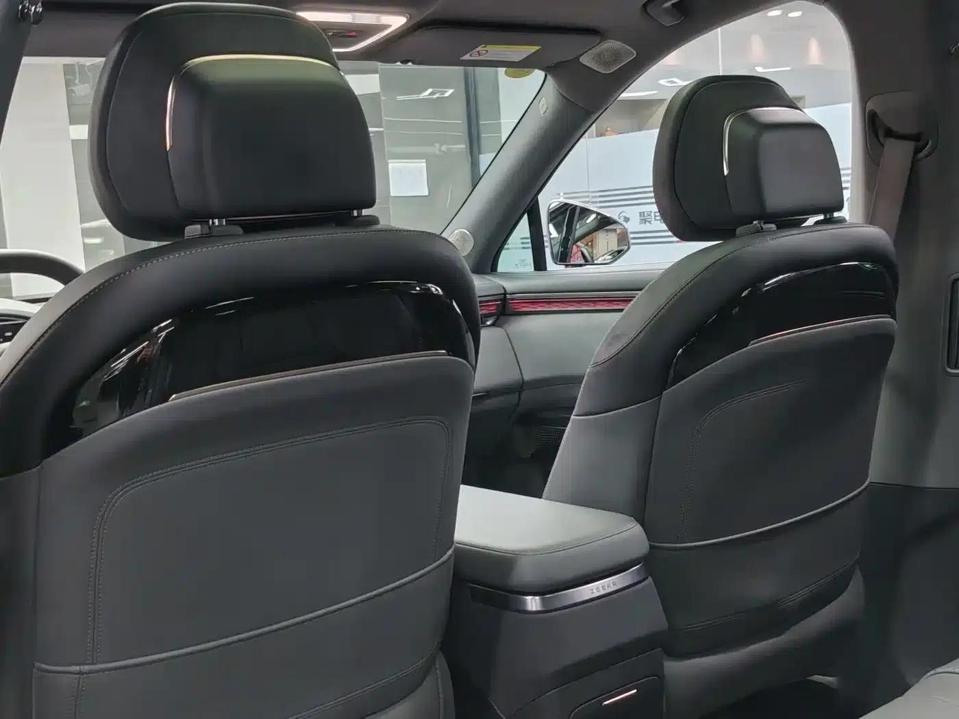 Jike 7X 2025 Model 100kWh Long-Range Rear-Wheel Drive Intelligent Driving Edition — миниатюра 13