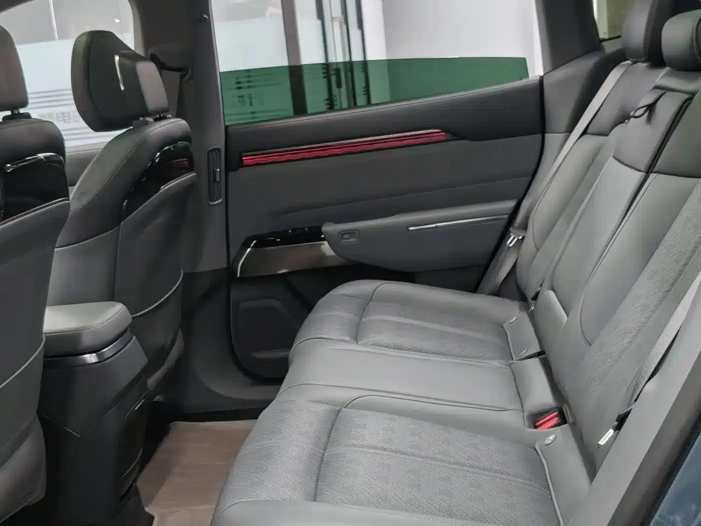 Jike 7X 2025 Model 100kWh Long-Range Rear-Wheel Drive Intelligent Driving Edition — миниатюра 14