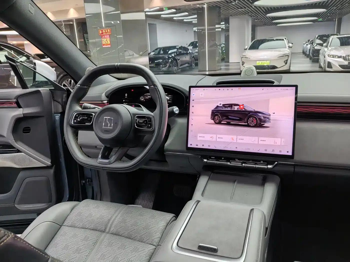 Jike 7X 2025 Model 100kWh Long-Range Rear-Wheel Drive Intelligent Driving Edition — миниатюра 17