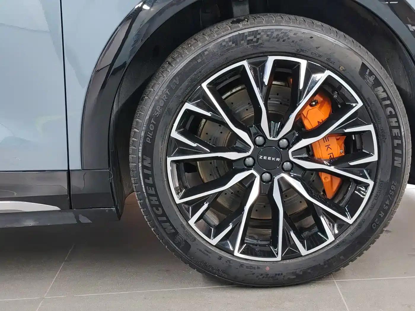 Jike 7X 2025 Model 100kWh Long-Range Rear-Wheel Drive Intelligent Driving Edition — миниатюра 19